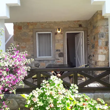 Hotel Kivanc 3*