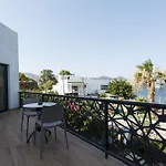 Kivanc Hotel 3*
