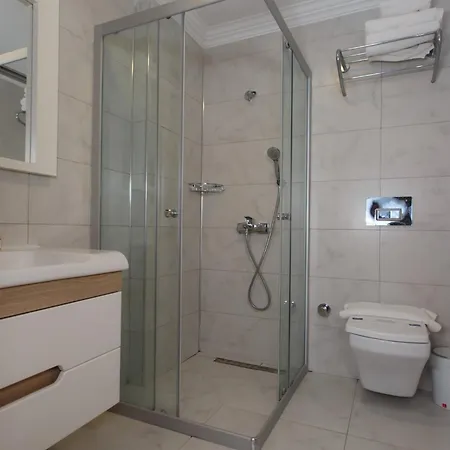 Kivanc Hotel